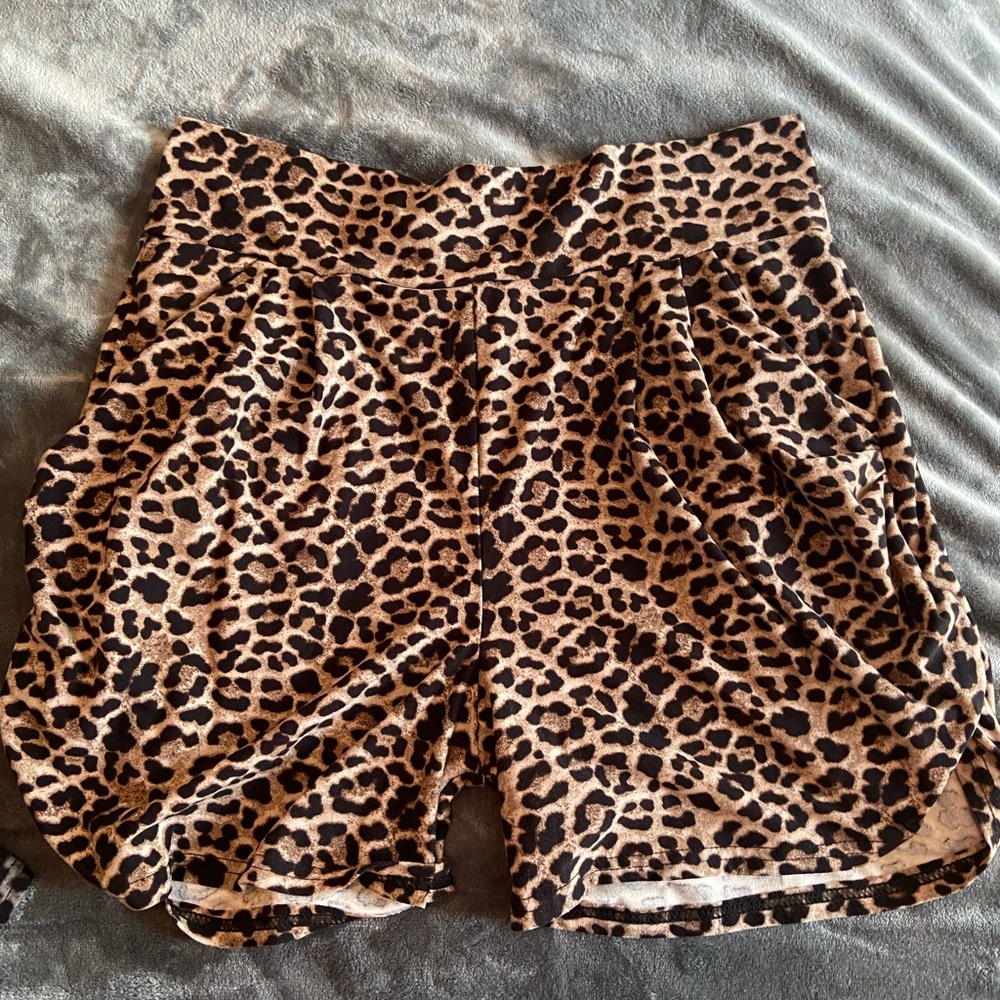 Cheetah harem shorts